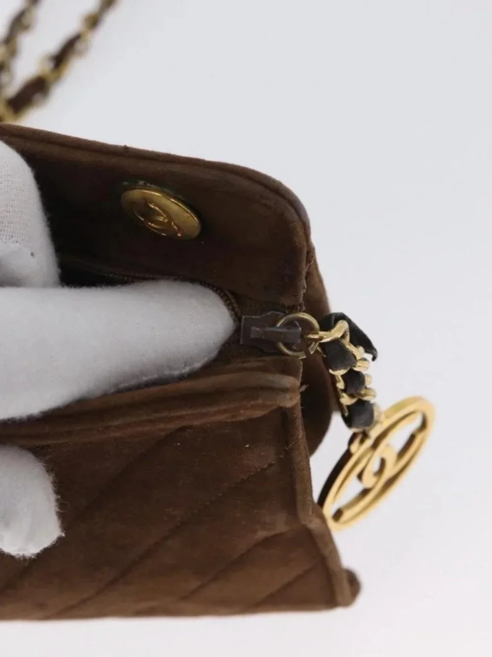 CHANEL V Stitched Chain Shoulder Bag Suede Brown Gold CC Auth 173313V
